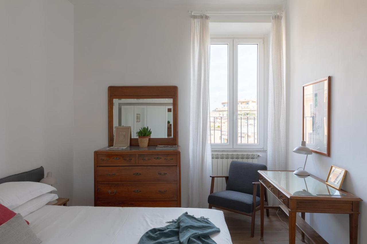 Amazing Penthouse With Terrace And Rooftop In Trastevere Róma Kültér fotó